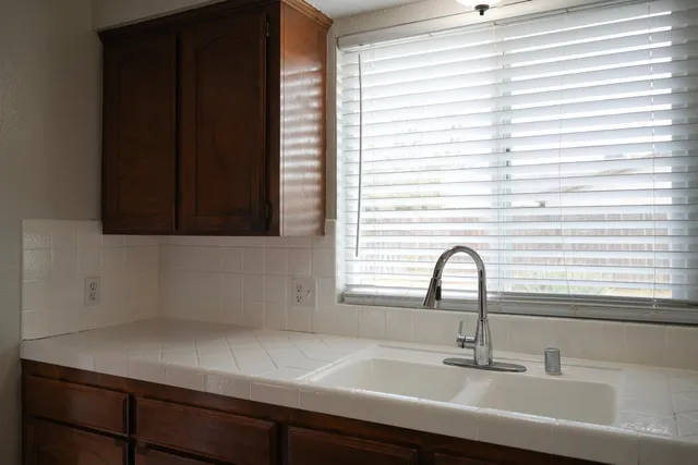 $1,900 | 4310 North Barcus Avenue, Fresno, CA 93722