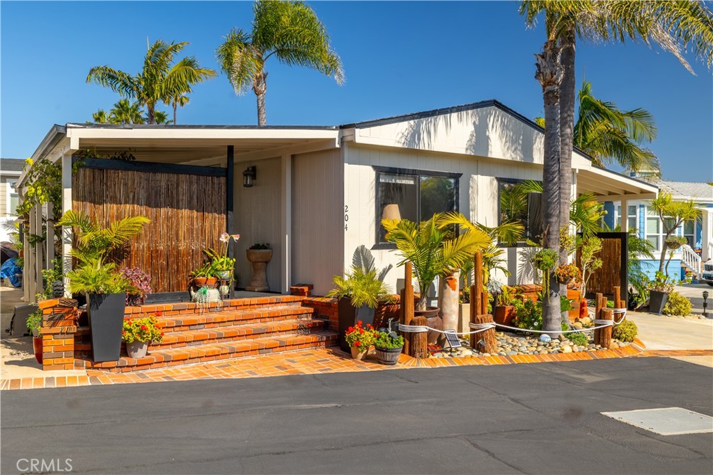 204 Easy Carlsbad, CA 92011 - Photo 5 of 30 Gallery Image 5