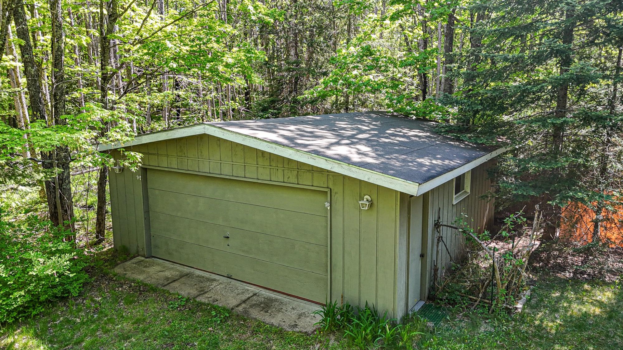 11383 Bartsch Road Presque Isle, WI 54557 - Photo 4 of 30 Gallery Image 4