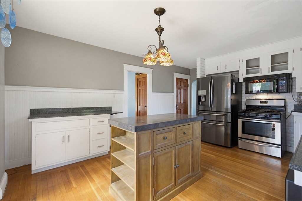 160 Sherman Road Somerset, MA 02726 - Photo 22 of 34