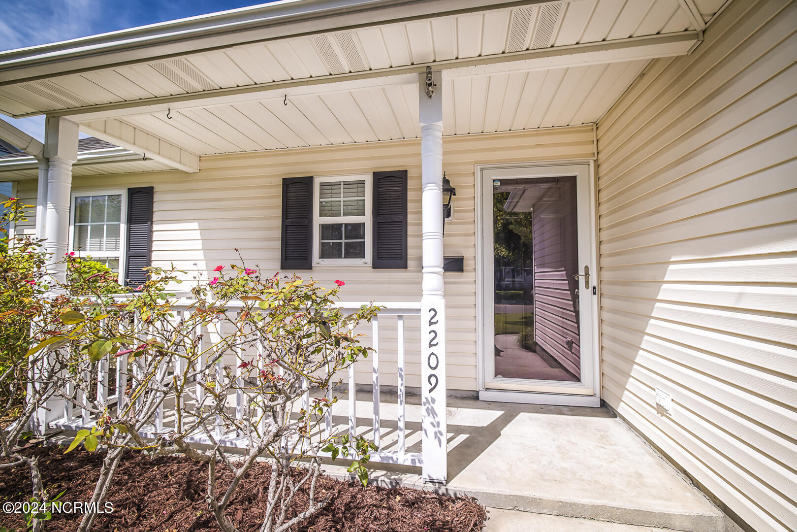 2209 White Road Wilmington, NC 28411 - Photo 4 of 28 G14