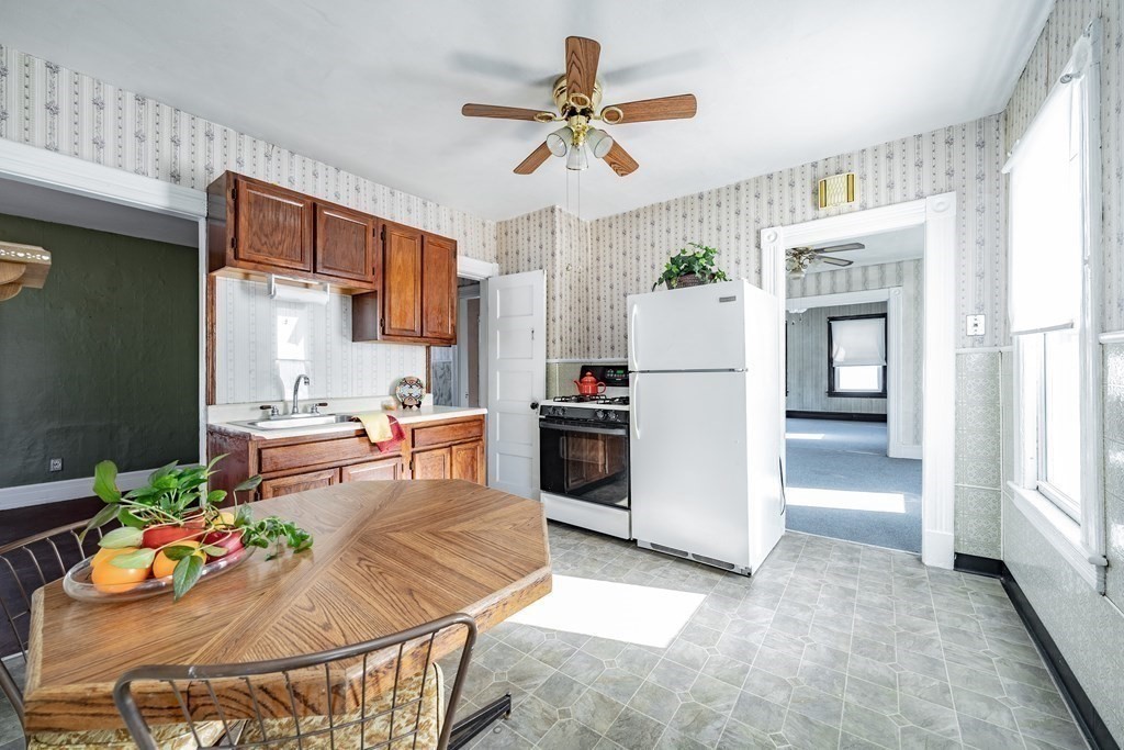 54 Revere Street Springfield, MA 01108 - Photo 22 of 40 Gallery Image 22