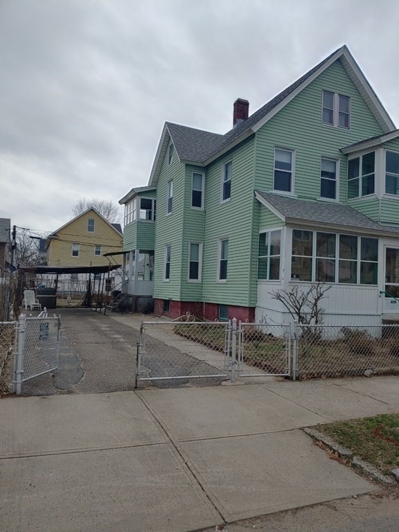54 Revere Street Springfield, MA 01108 - Photo 3 of 40 Gallery Image 3