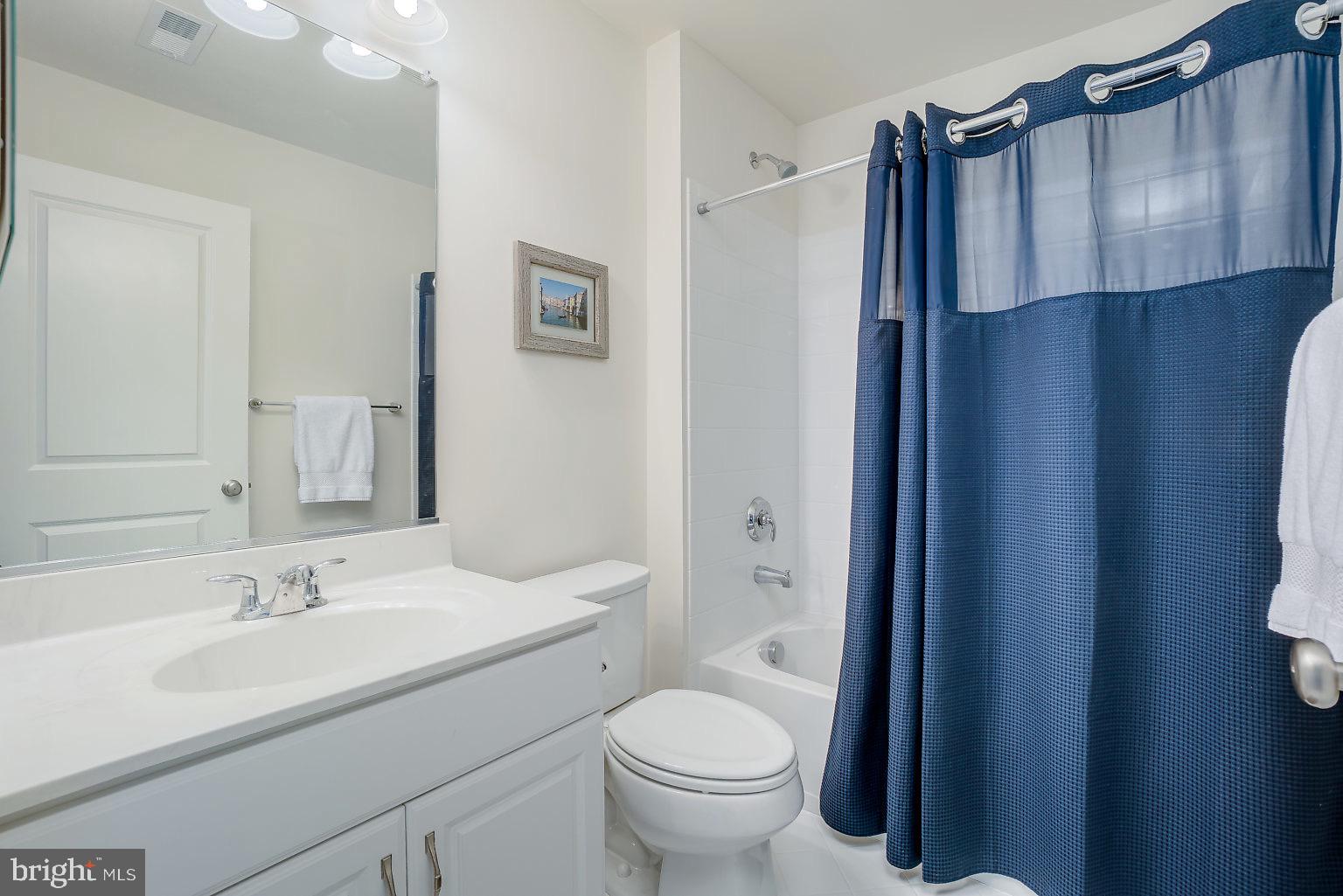 320 Spruce Pine Road Abingdon, MD 21009 - Photo 29 of 37 Full upper level bathroom