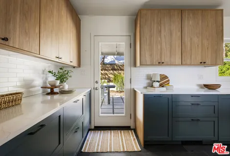 $995,000 | 4511 College View Avenue, Los Angeles, CA 90041