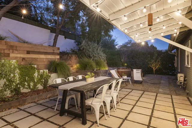 $995,000 | 4511 College View Avenue, Los Angeles, CA 90041