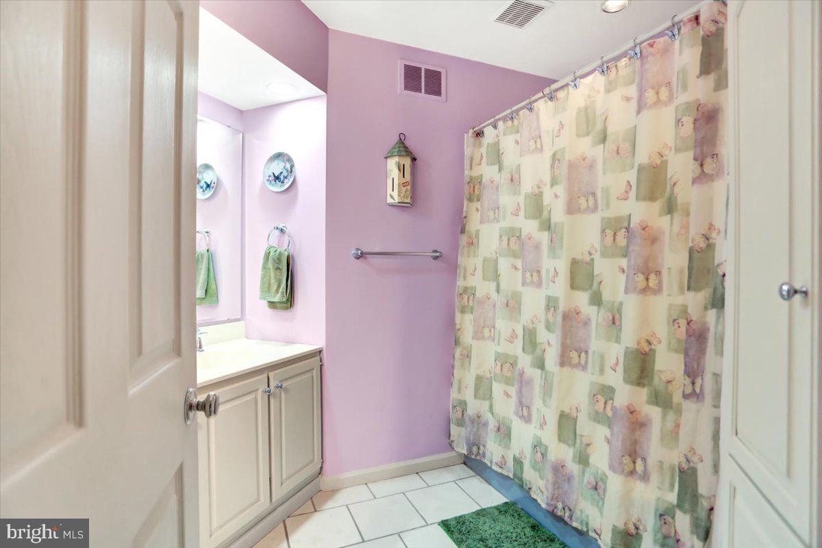 1294 Glatco Lodge Road Hanover, PA 17331 - Photo 24 of 67 Upstairs full bathroom
