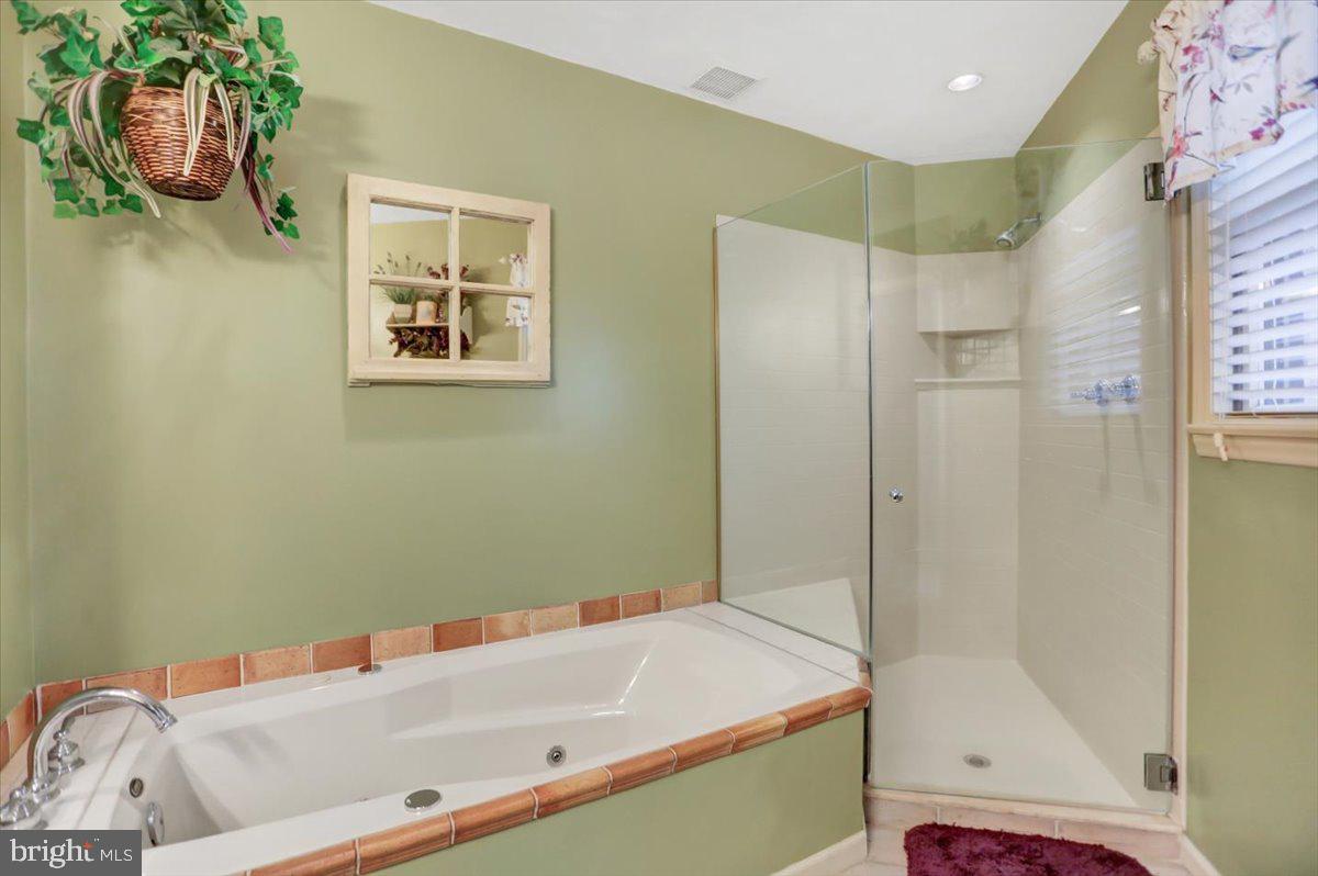 1294 Glatco Lodge Road Hanover, PA 17331 - Photo 30 of 67 Wash away your troubles