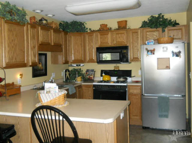 1422 Fairway Drive Decatur, IN 46733 - Photo 11 of 15