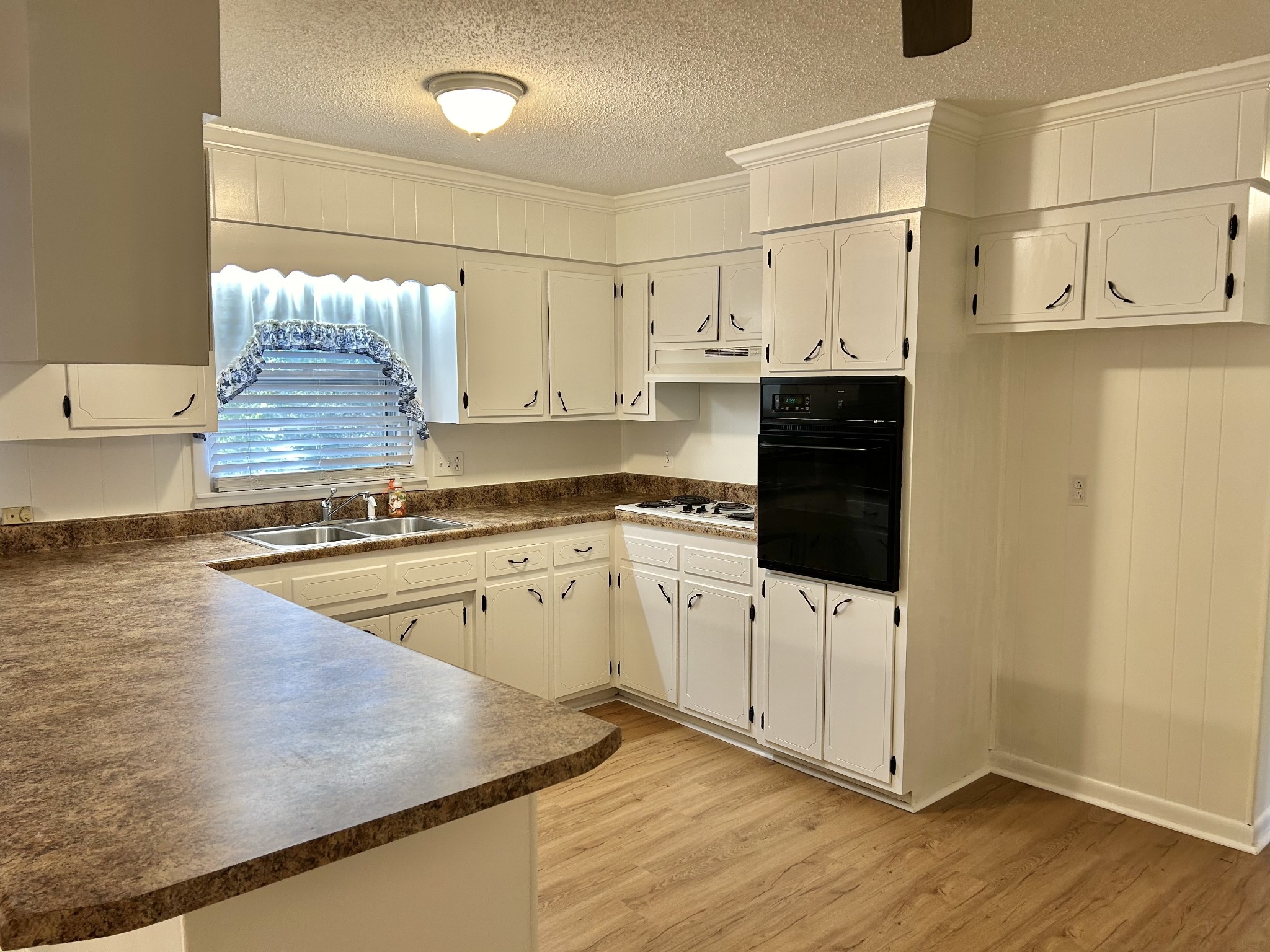 823 Toliver Lake Road Manchester, TN 37355 - Photo 17 of 61 Gallery Image 17