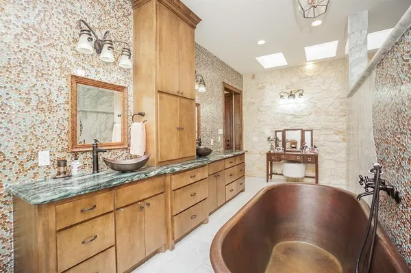 $5,650 | 825 Grubbs Road, Sealy, TX 77474