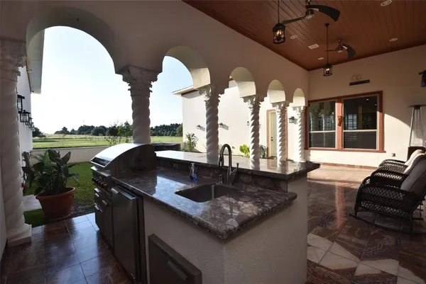 $5,500 | 825 Grubbs Road, Sealy, TX 77474