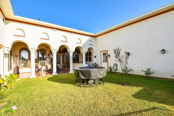 $5,650 | 825 Grubbs Road, Sealy, TX 77474