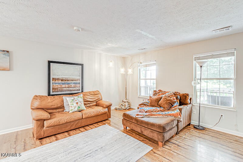 2440 Chimney Ridge Road Knoxville, TN 37923 - Photo 4 of 17 Gallery Image 4