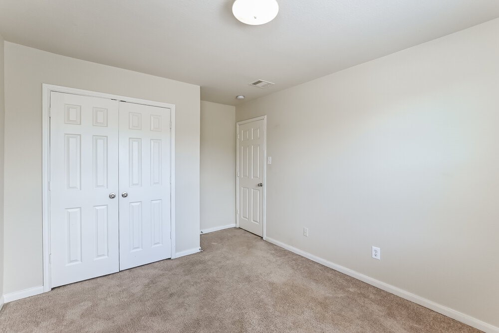 8131 Barnes Ridge Lane Houston, TX 77072 - Photo 14 of 17