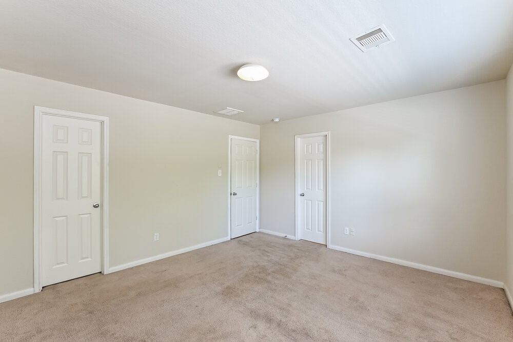 8131 Barnes Ridge Lane Houston, TX 77072 - Photo 10 of 17