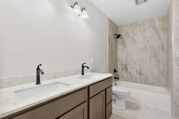 $496,900 | 135 Golf View Drive, Plainwell, MI 49080