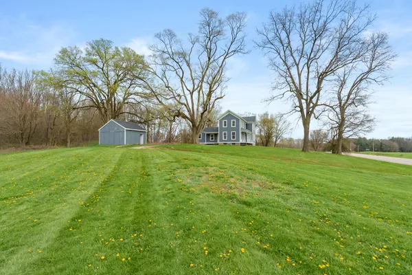 $496,900 | 135 Golf View Drive, Plainwell, MI 49080