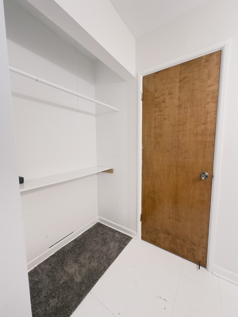 1311 South Finley Road, Unit 411 Lombard, IL 60148 - Photo 12 of 15 Gallery Image 12