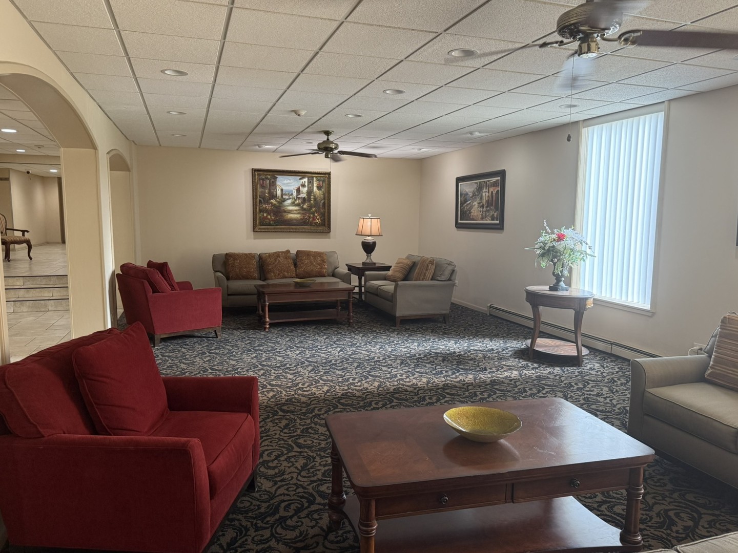 1311 South Finley Road, Unit 411 Lombard, IL 60148 - Photo 3 of 15 Gallery Image 3