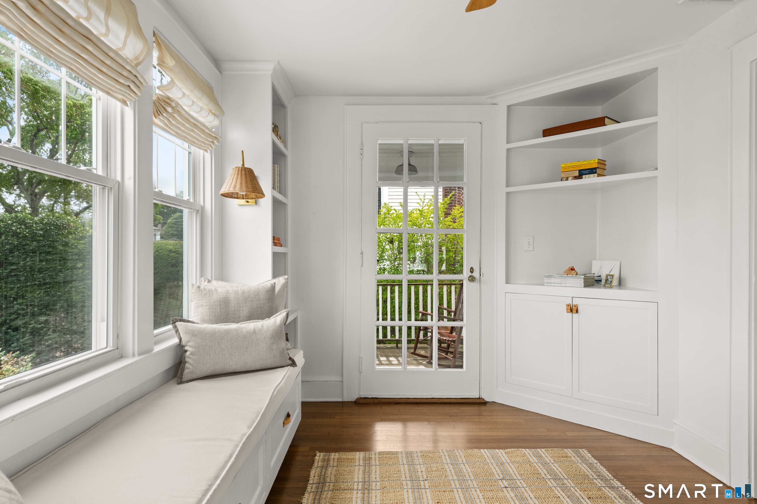 126 Oldfield Road Fairfield, CT 06824 - Photo 11 of 38 Gallery Image 11