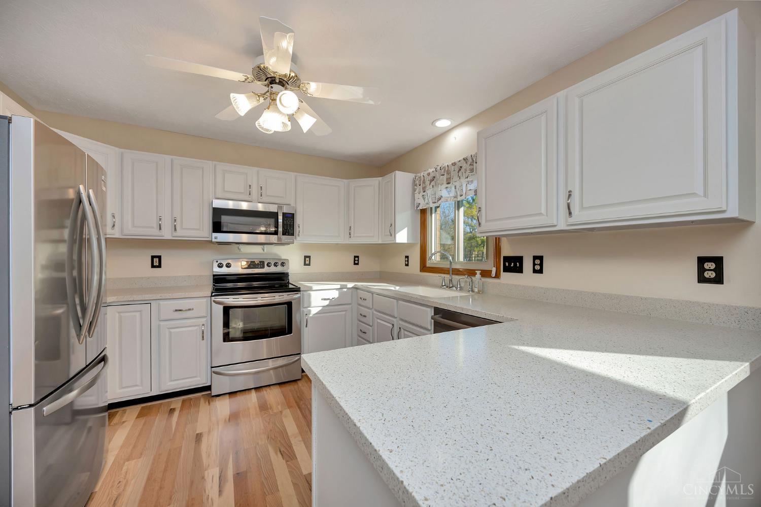6414 Sharps Ridge Court Hamilton, OH 45011 - Photo 12 of 60 Gallery Image 12