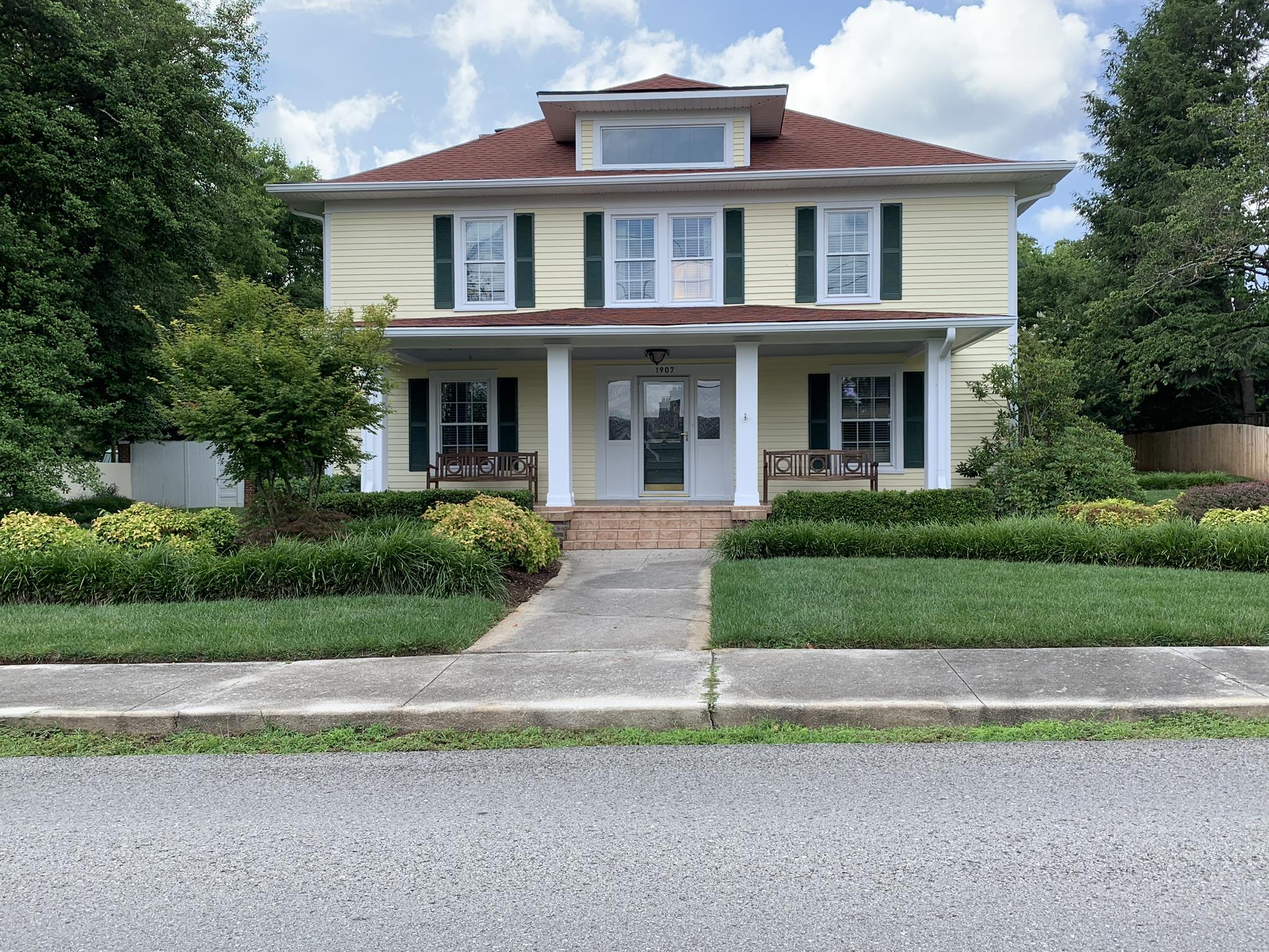 1907 Spring Street Powell, TN 37849 - Photo 1 of 40 B7732F67-54B0-4320-BE16-64F884CF8888