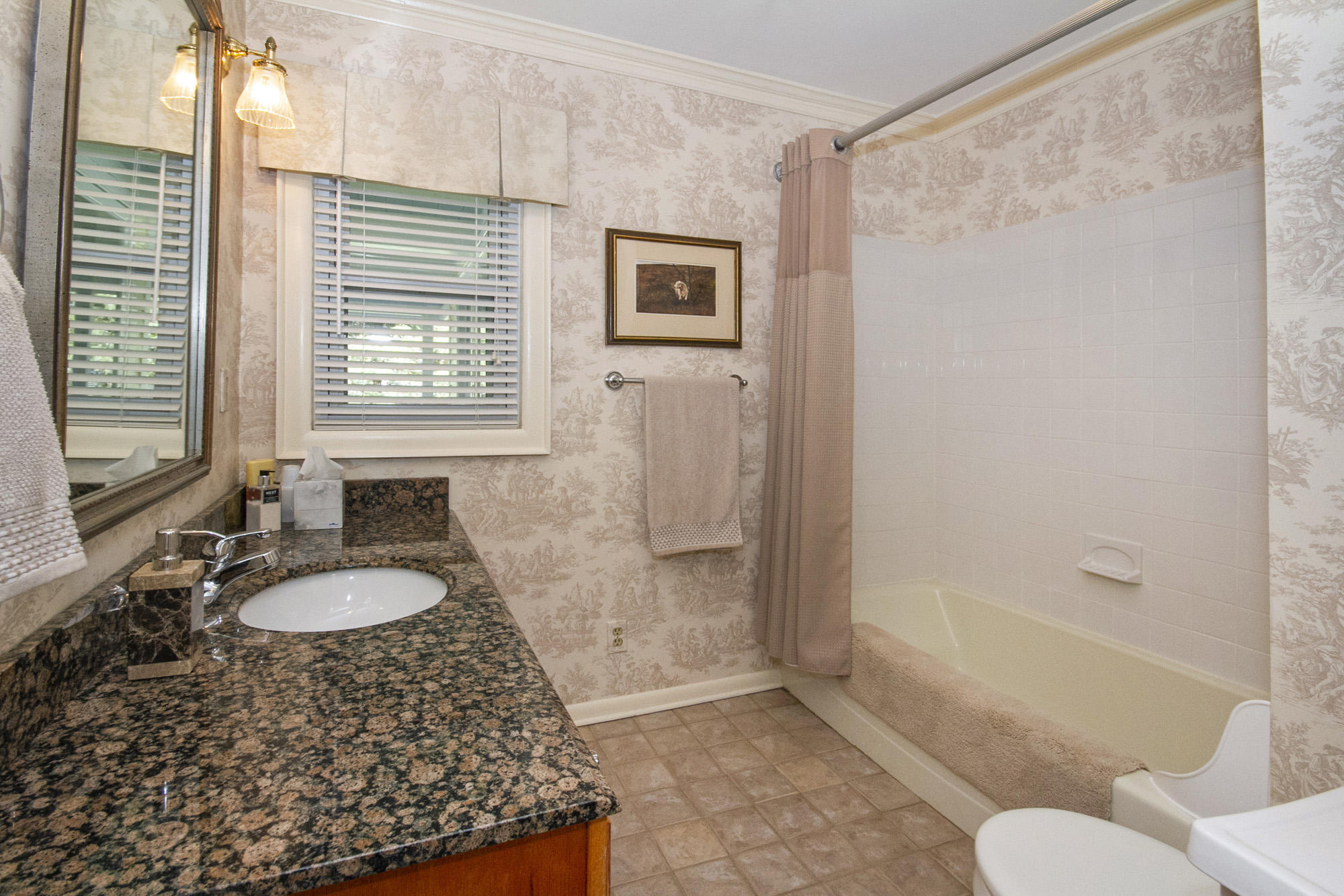 1907 Spring Street Powell, TN 37849 - Photo 23 of 40 DA46DE25-BE30-46A6-9907-86A8FF2D943A