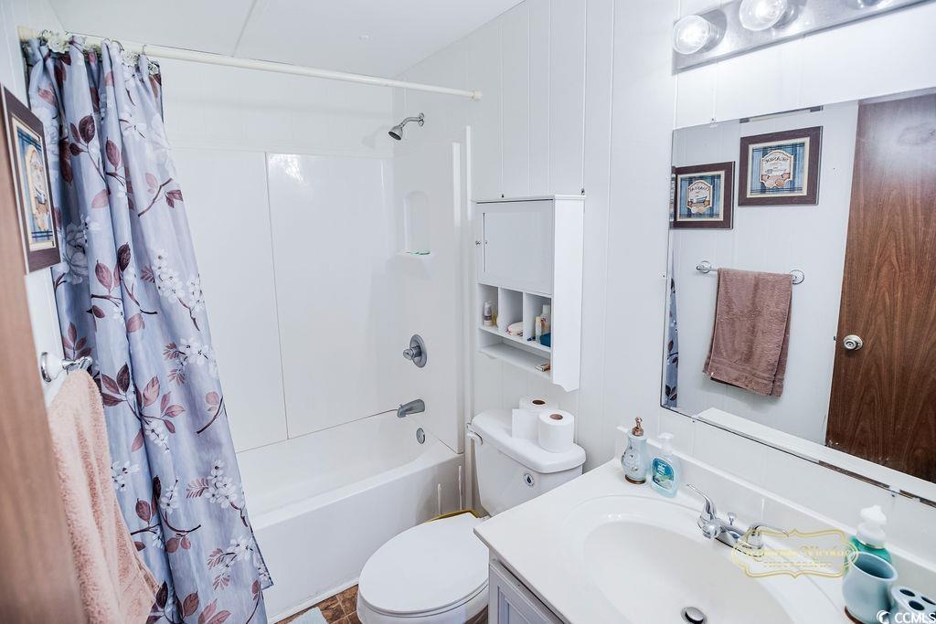 298 Flamingo Surfside Beach, SC 29575 - Photo 5 of 27 Full bath featuring shower / tub combo and vanity