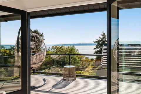 $1,750,000 | 2606 Northwest 201st Street, Shoreline, WA 98177