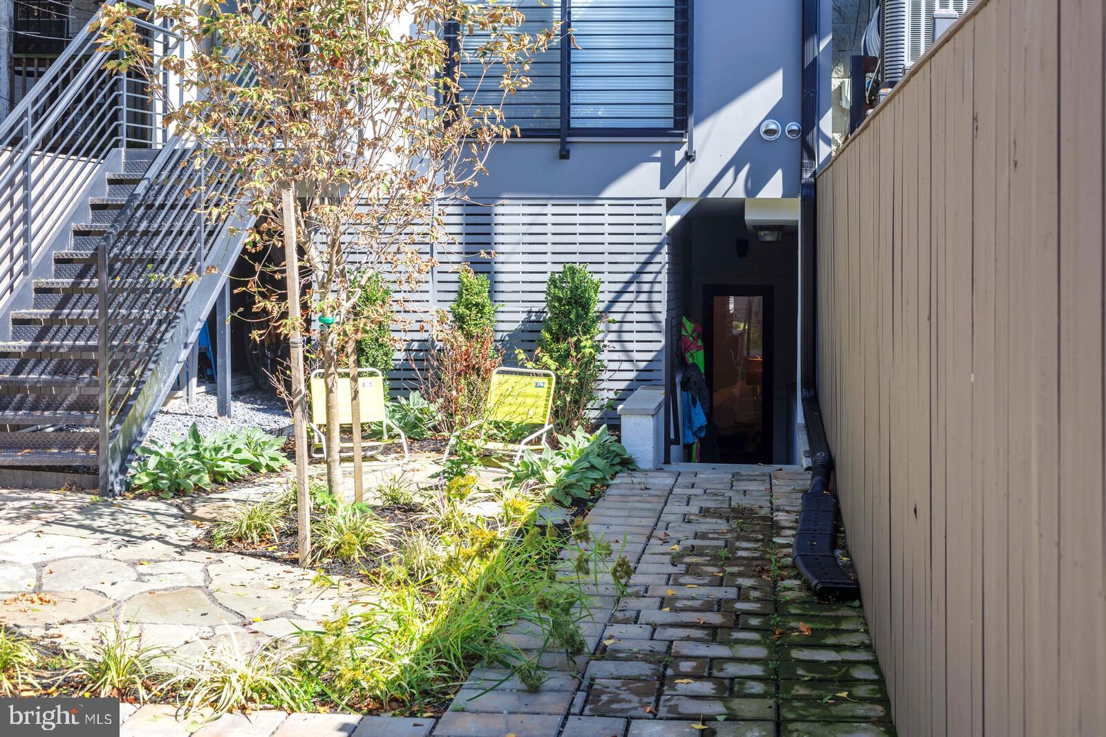 2466 Ontario Road Northwest, Unit 1 Washington, DC 20009 - Photo 20 of 22