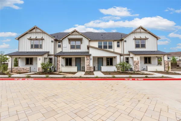 $2,295 | 5900-190 Highway 287 Frontage Road, Arlington, TX 76017