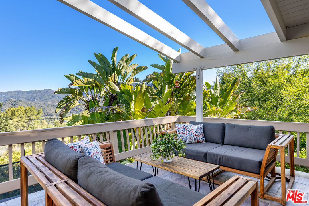 2716 Halsey Road Topanga, CA 90290 - Photo 13 of 51