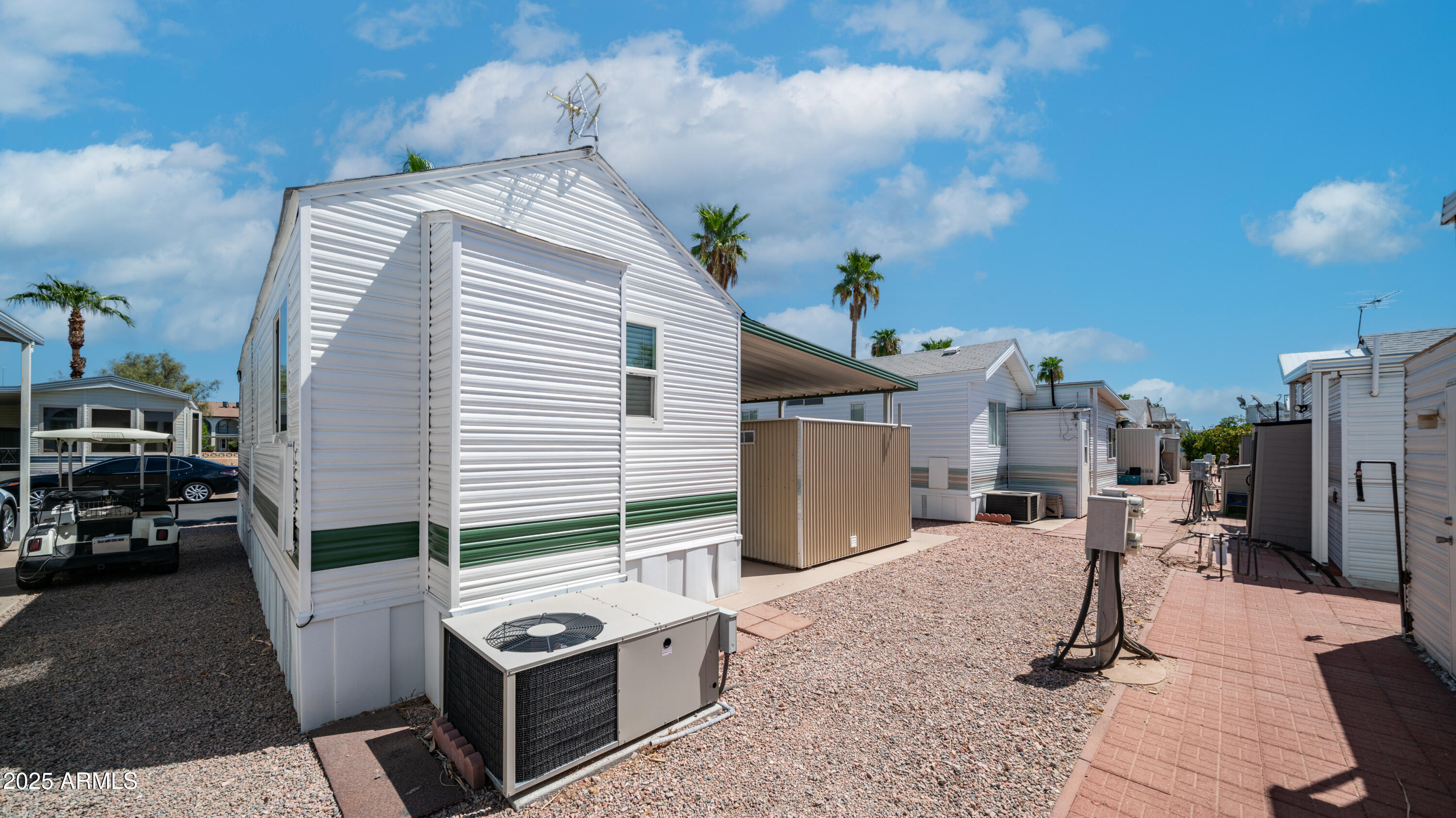 579 Jasper Drive, Unit 579 Apache Junction, AZ 85119 - Photo 24 of 56 a view of a terrace with seating space