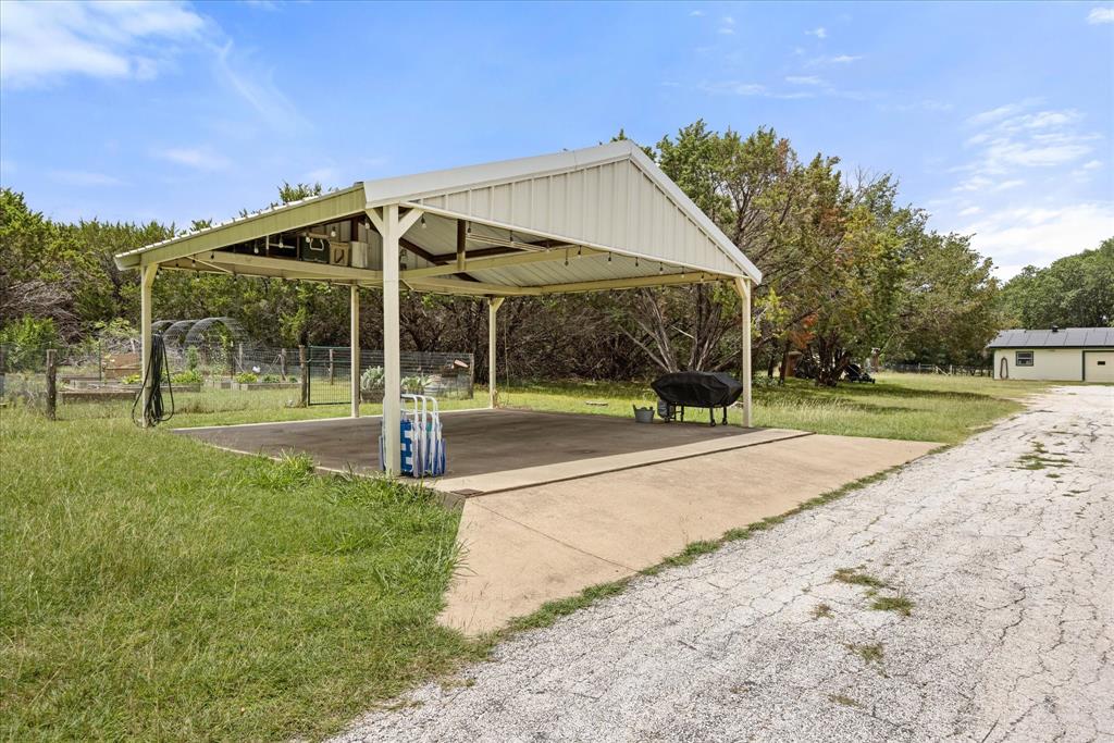 4726 Old Granbury Road Granbury, TX 76049 - Photo 28 of 40