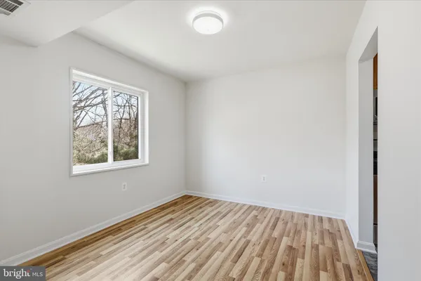 $2,300 | 1433 Northgate Square, Unit 11B, Reston, VA 20190