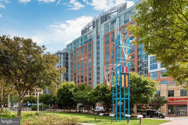 $2,300 | 1433 Northgate Square, Unit 11B, Reston, VA 20190