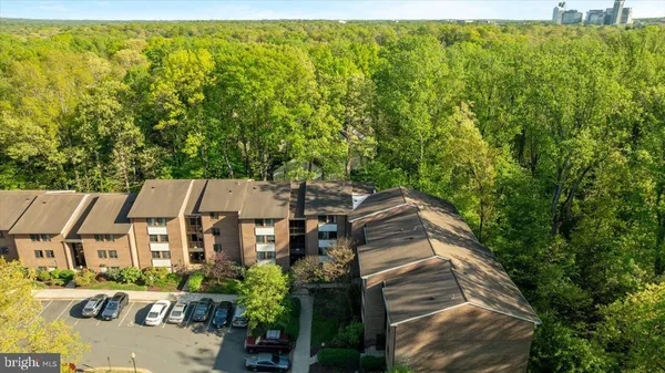 $2,300 | 1433 Northgate Square, Unit 11B, Reston, VA 20190