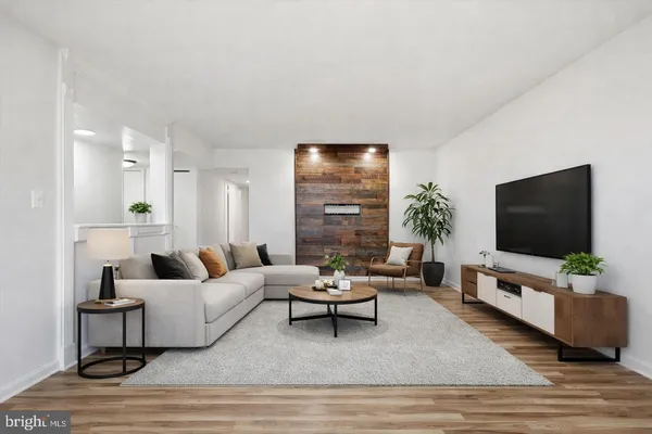 $2,300 | 1433 Northgate Square, Unit 11B, Reston, VA 20190