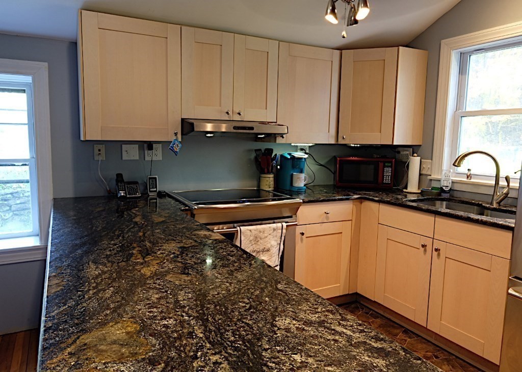 125 Baldwinville Road Phillipston, MA 01331 - Photo 1 of 17 Gallery Image 1