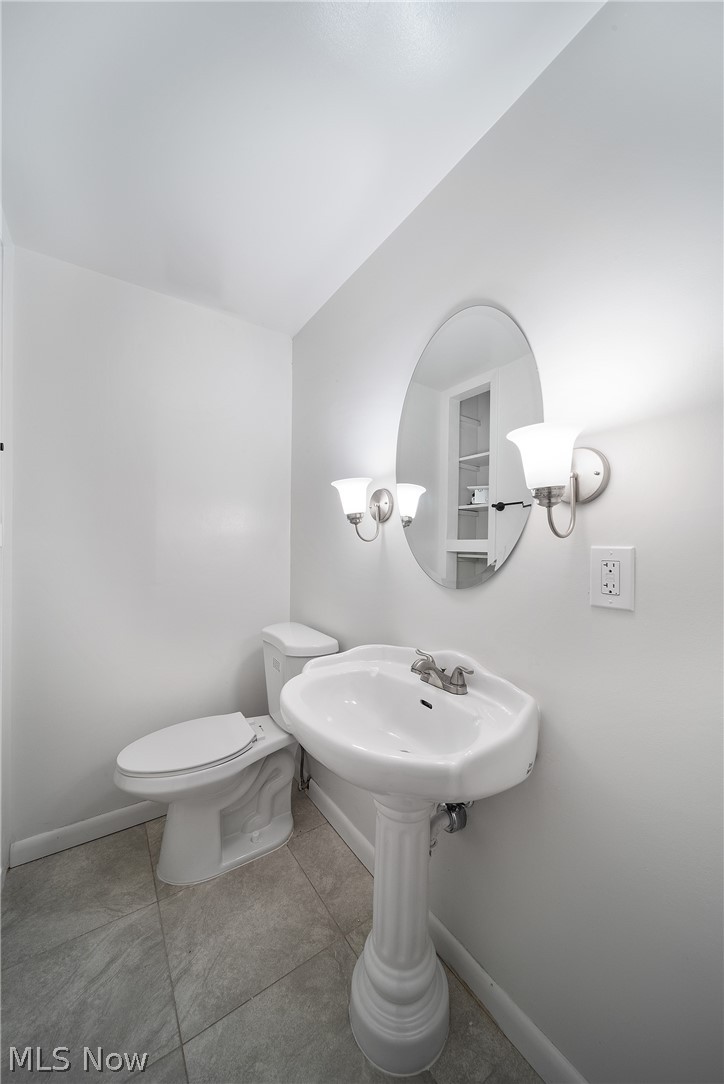 5436 Highland Road Cleveland, OH 44143 - Photo 23 of 28