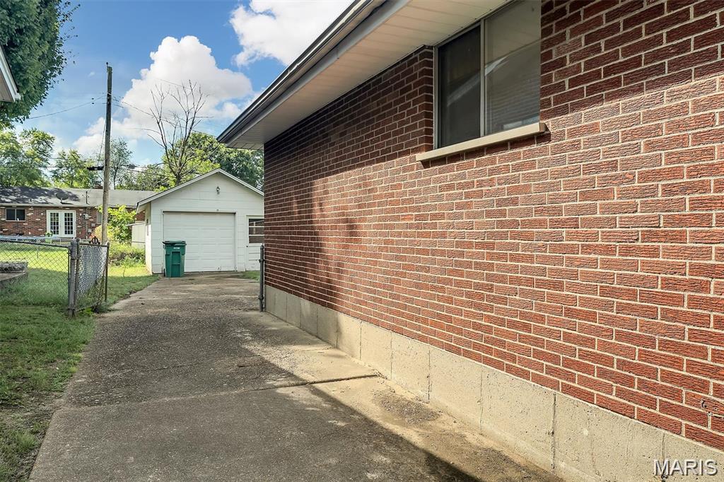 1136 Cove Lane St. Louis, MO 63138 - Photo 13 of 15