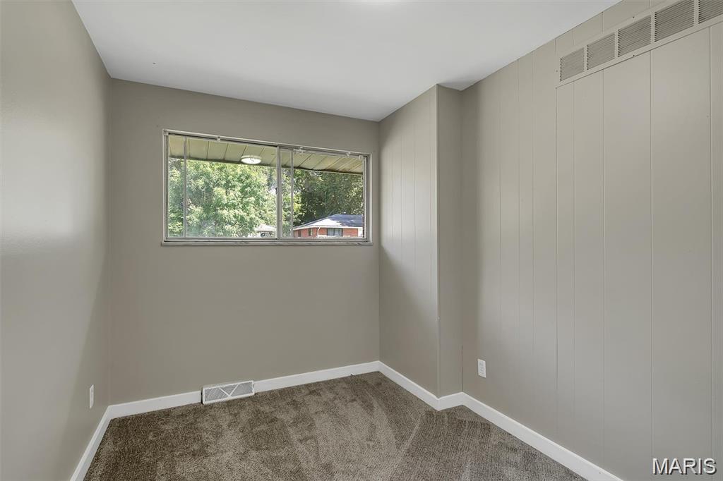 1136 Cove Lane St. Louis, MO 63138 - Photo 5 of 15