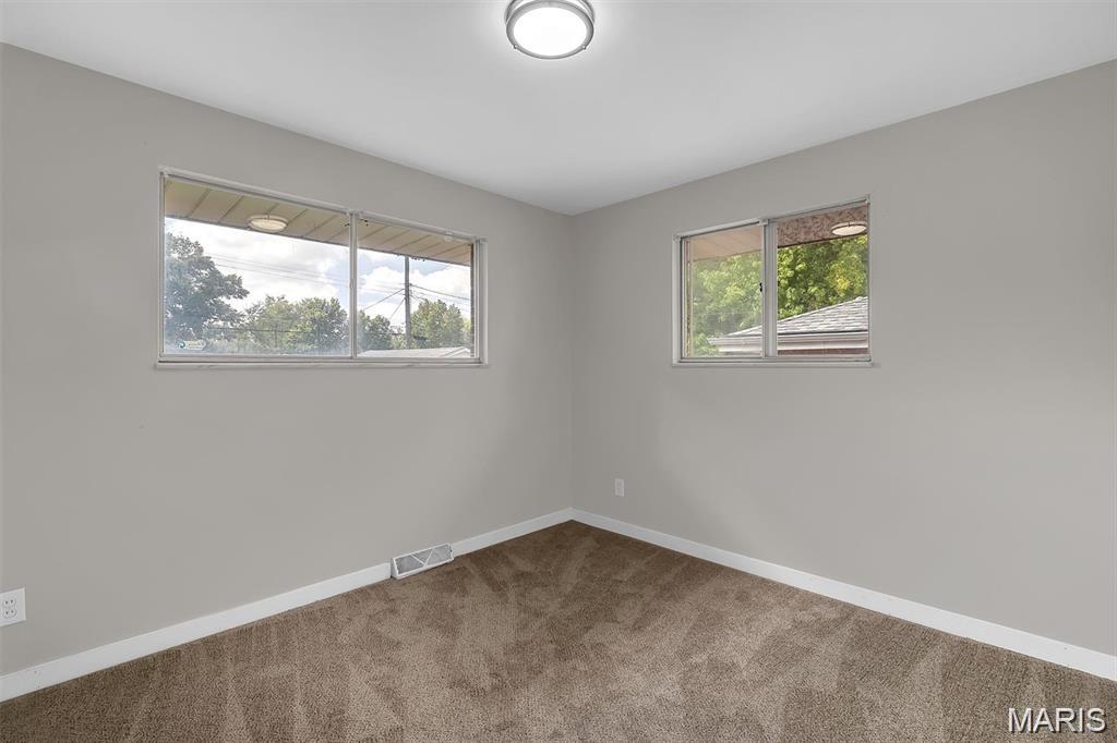 1136 Cove Lane St. Louis, MO 63138 - Photo 8 of 15