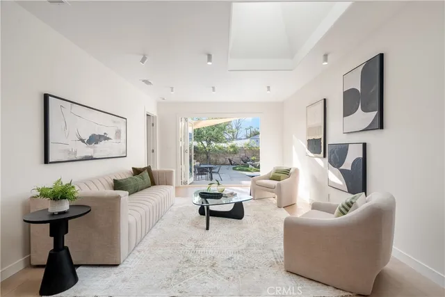 $1,350,000 | 5625 St Clair Avenue, Valley Village, CA 91607