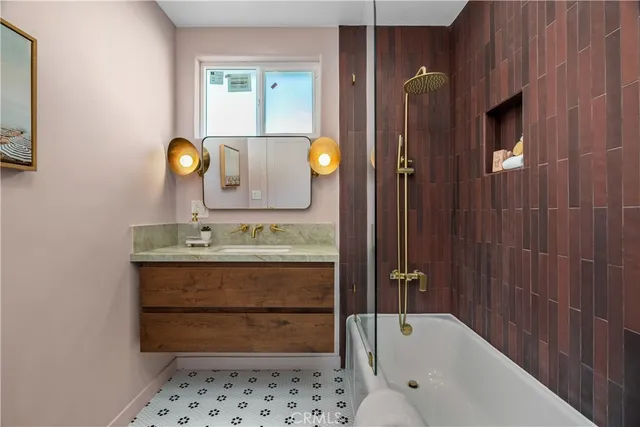 $1,350,000 | 5625 St Clair Avenue, Valley Village, CA 91607