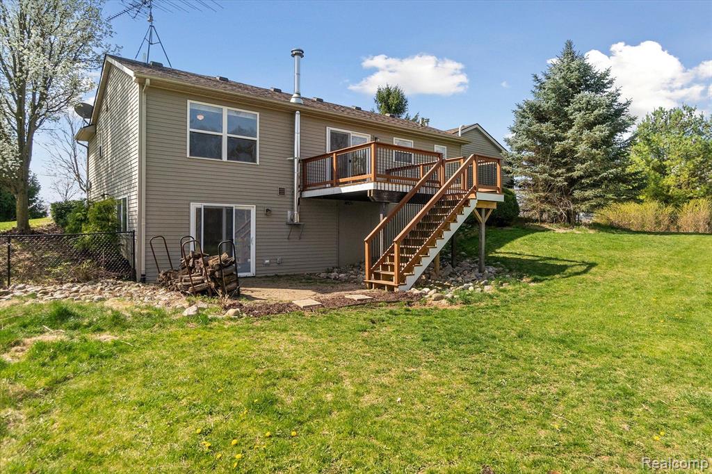 10102 Redhawk Drive Perry, MI 48872 - Photo 36 of 43 Gallery Image 36