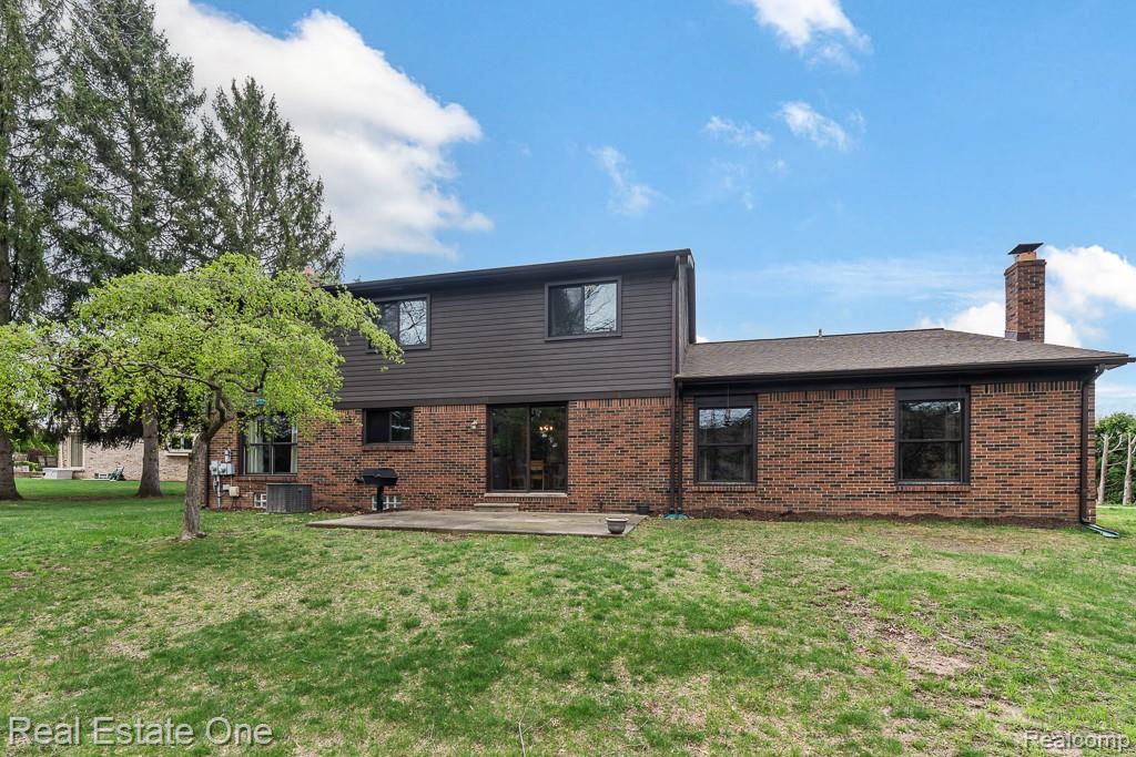 1020 Hidden Lane Rochester, MI 48309 - Photo 45 of 50
