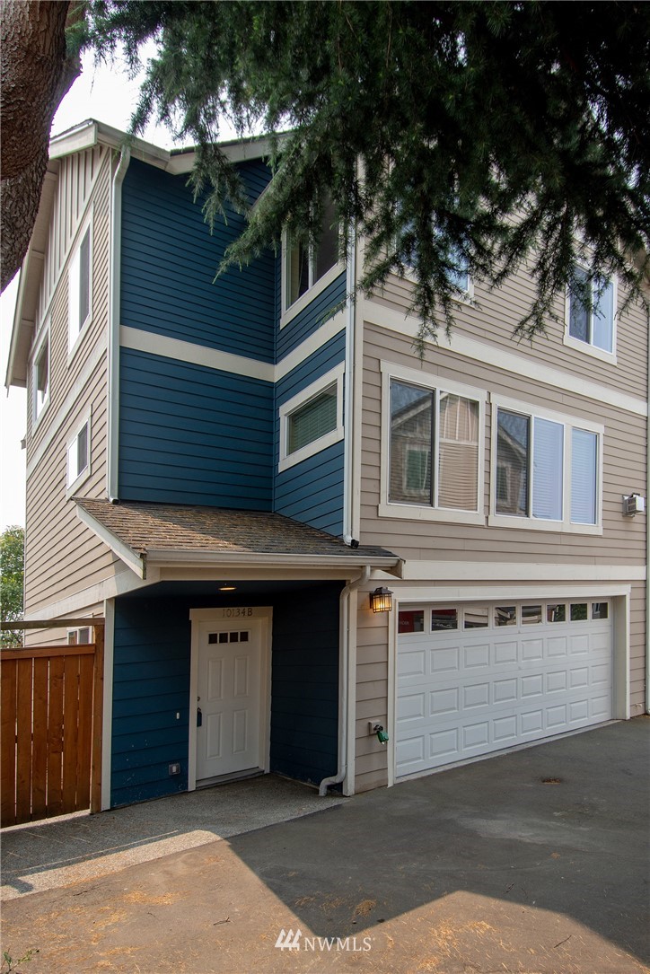10134 B Holman Road Northwest Seattle, WA 98133 - Photo 2 of 25