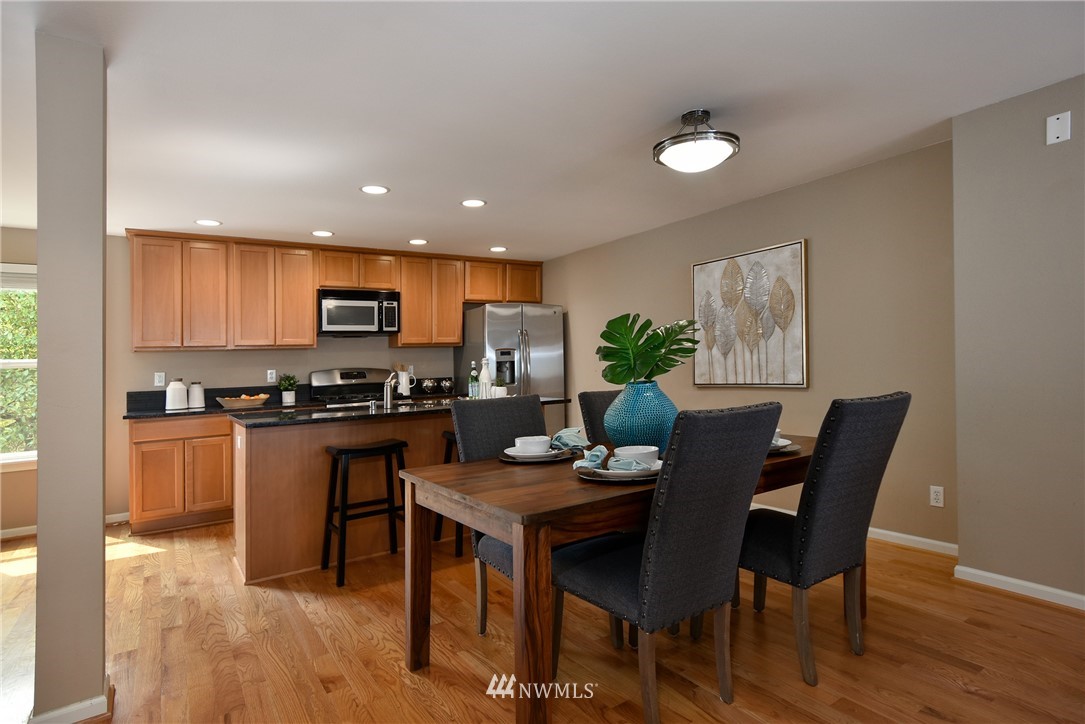 10134 B Holman Road Northwest Seattle, WA 98133 - Photo 13 of 25